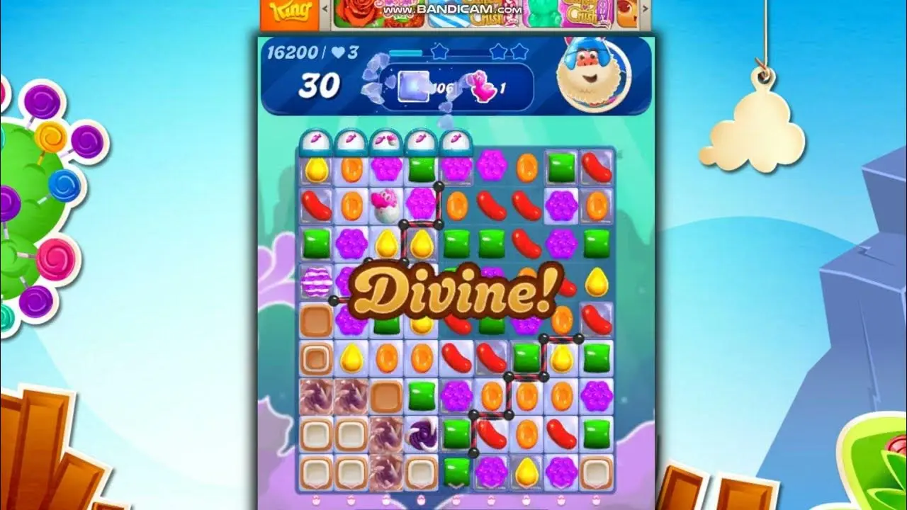 Candy Crush Saga MOD APK candy level interface