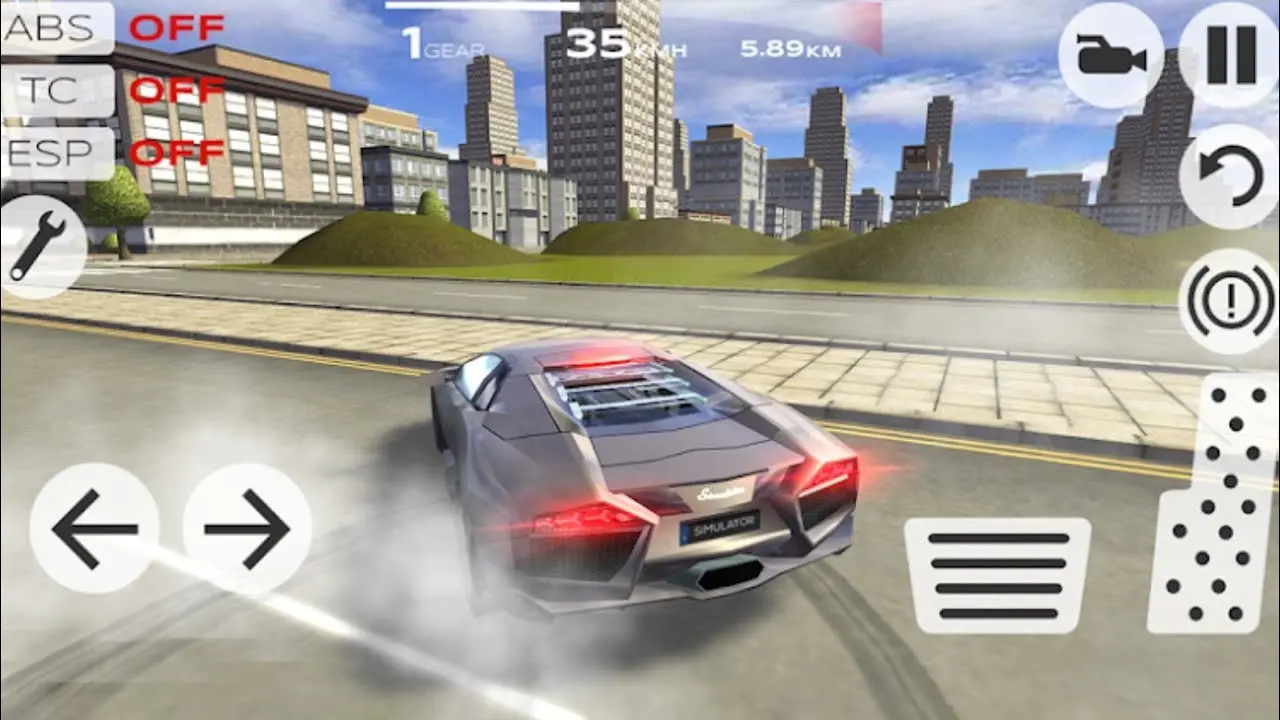 Open world city in Extreme Car Driving Simulator