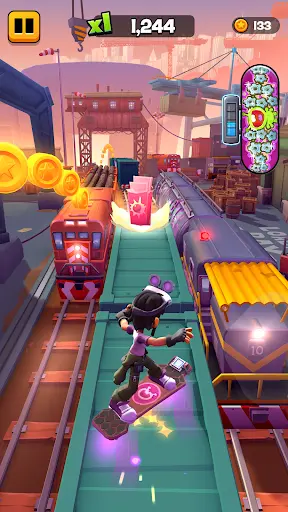Subway Surfers City MOD APK screenshot 1