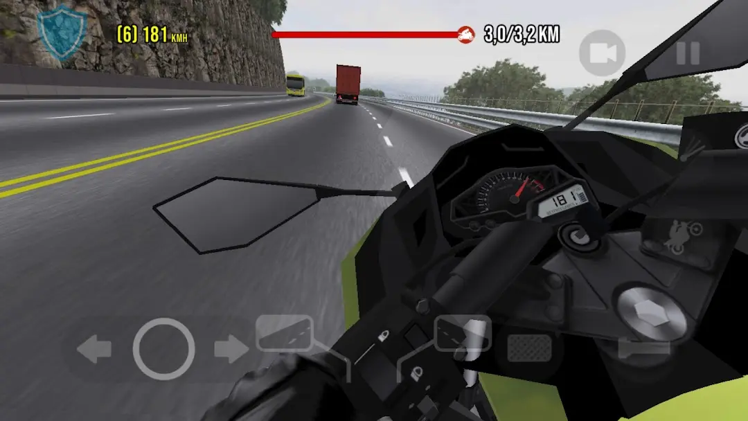 Traffic Motos 3 MOD APK high speed highway gameplay